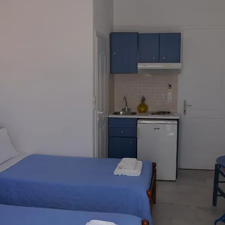 Athina Naxos Town Apartmán *